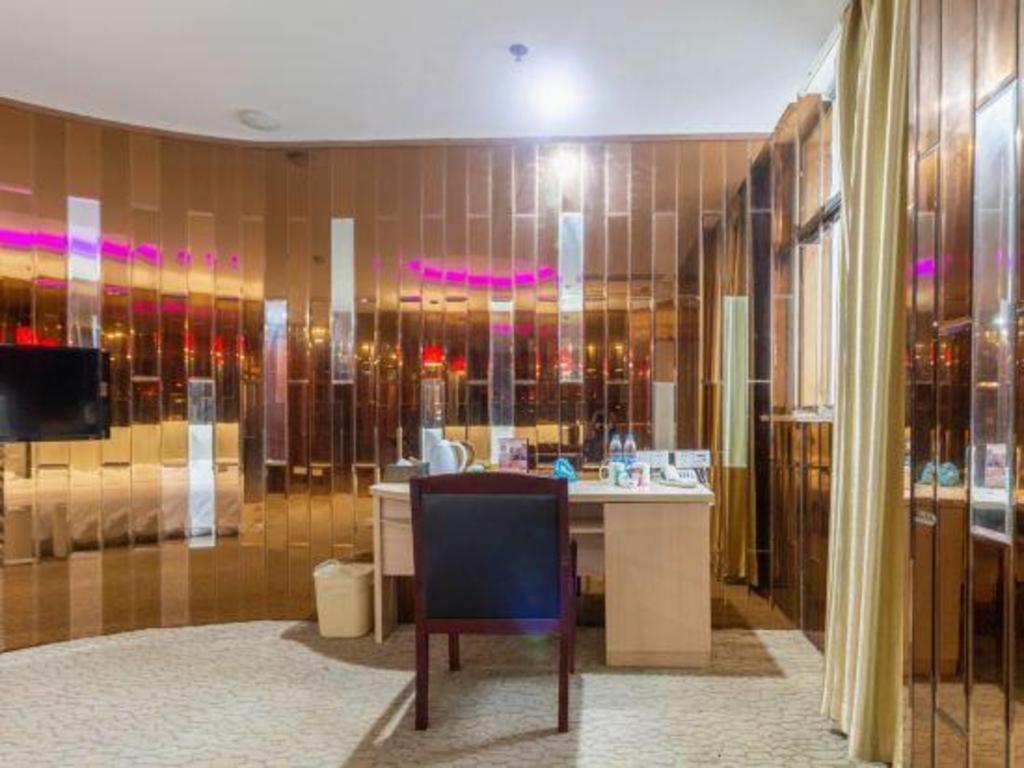 Greentree Inn Wuhu Fangte Second Phase Nanxiang Wanshang Express Hotel Bagian luar foto
